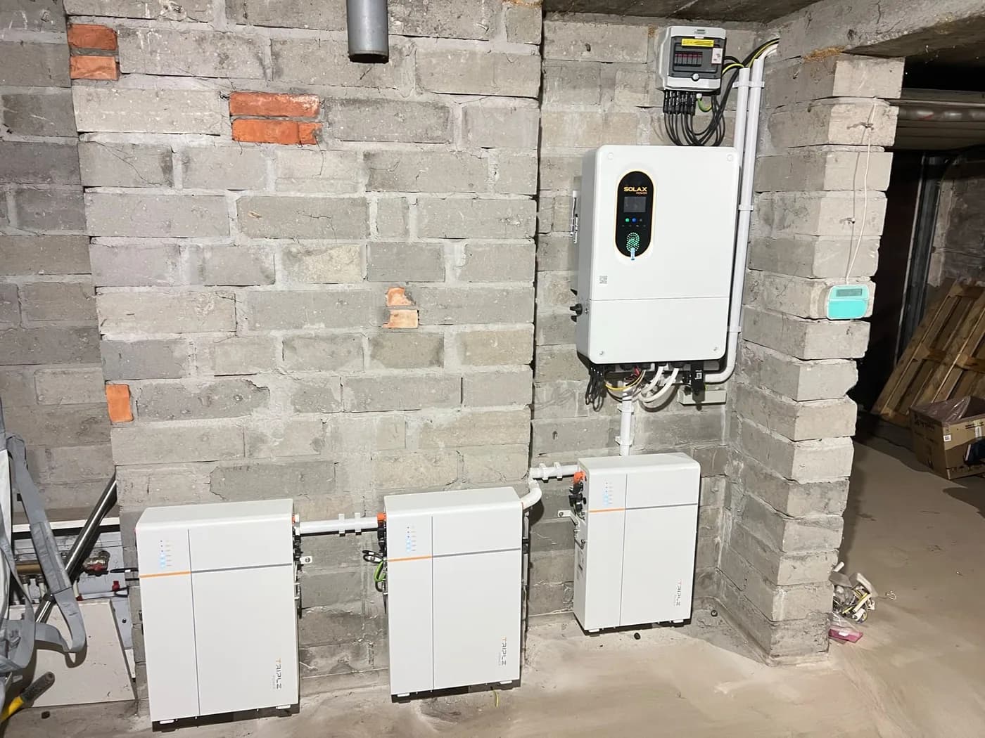Montaż SolaX SolaX T-BAT-SYS-LV D53 • 3 moduły (15,9 kWh) — Kazuń Bielany