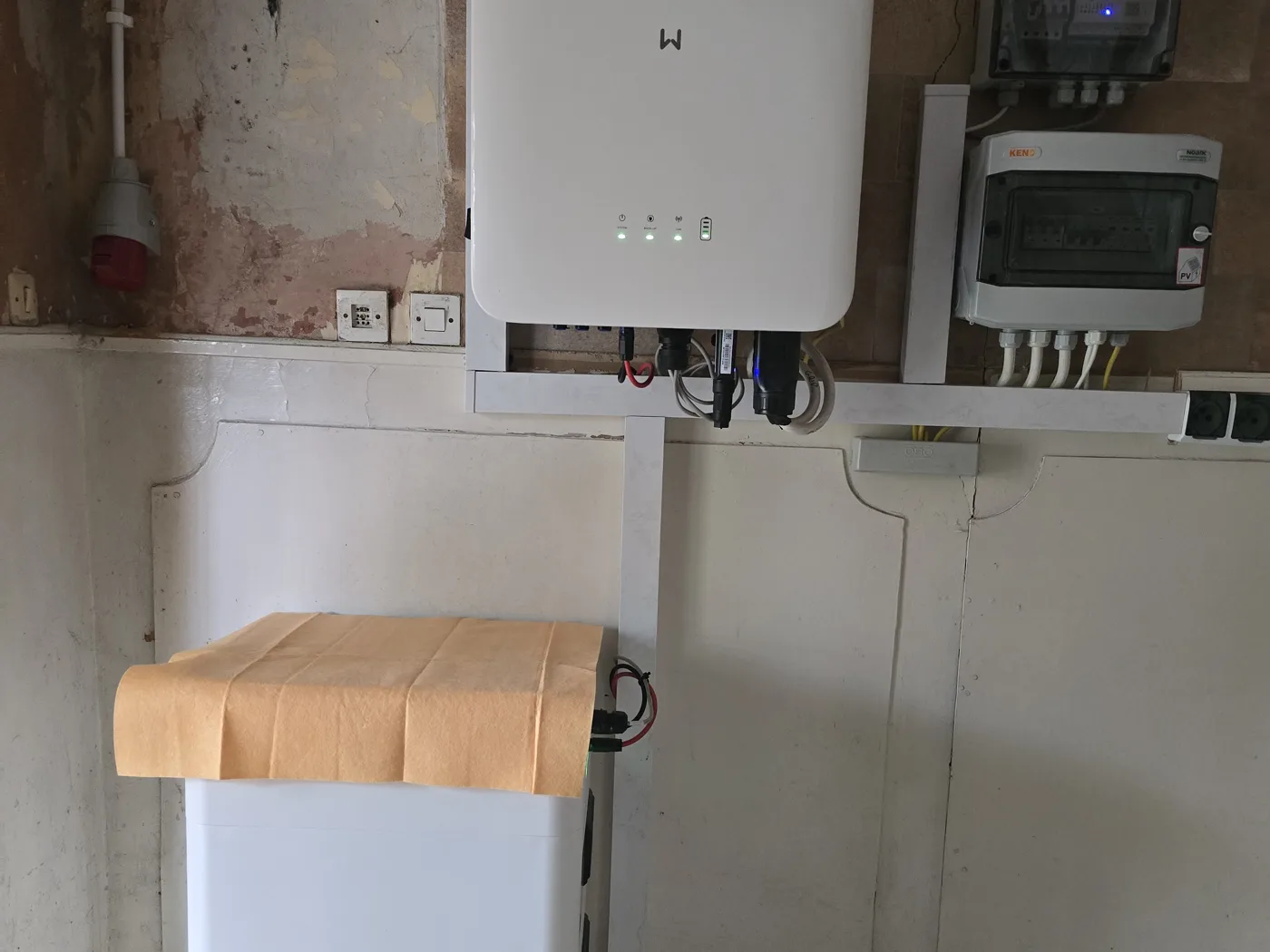 Montaż Dyness Dyness Tower 10,65 kWh —